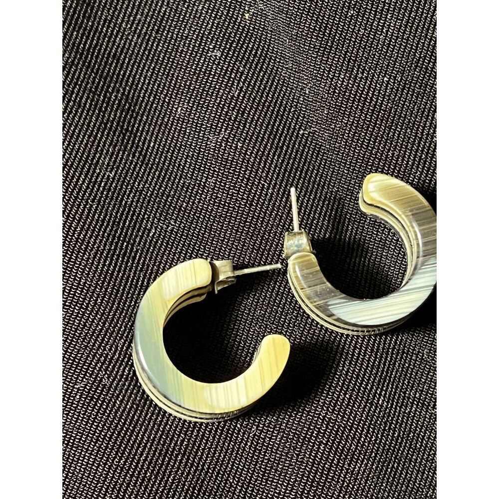 Vintage 90s Striped Resin Hoop Earrings